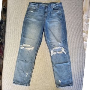 American eagle high waisted distressed  mom jeans